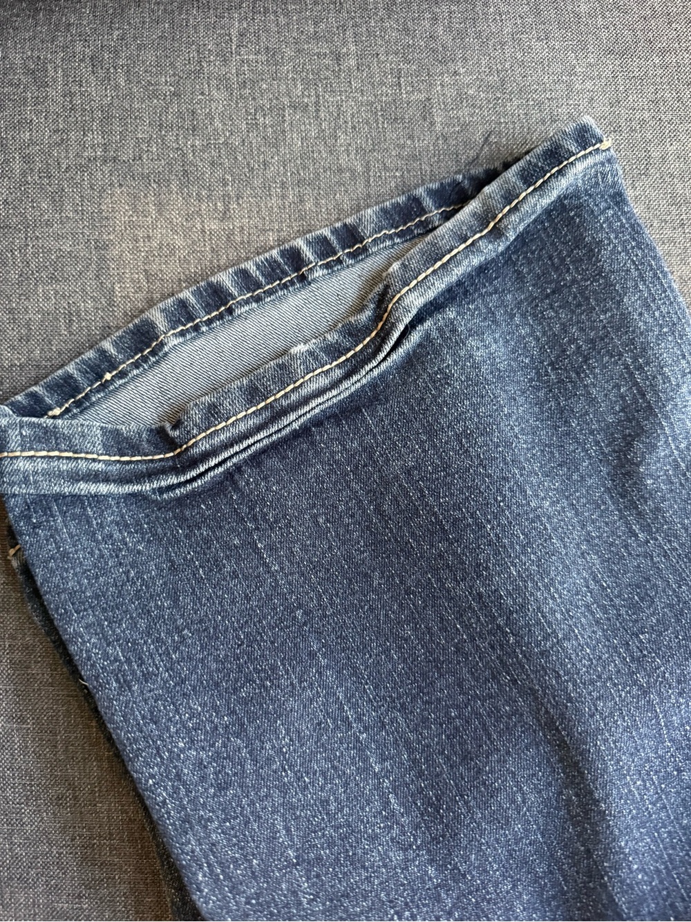 Rue21 Women’s Bootcut Jeans | Medium Wash | Size 13/14 | Y2K Stitch Detail - Picture 4 of 5